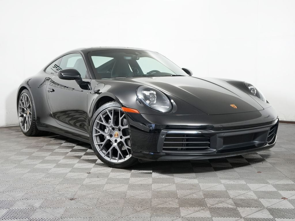 2024 Porsche 911 Carrera 4