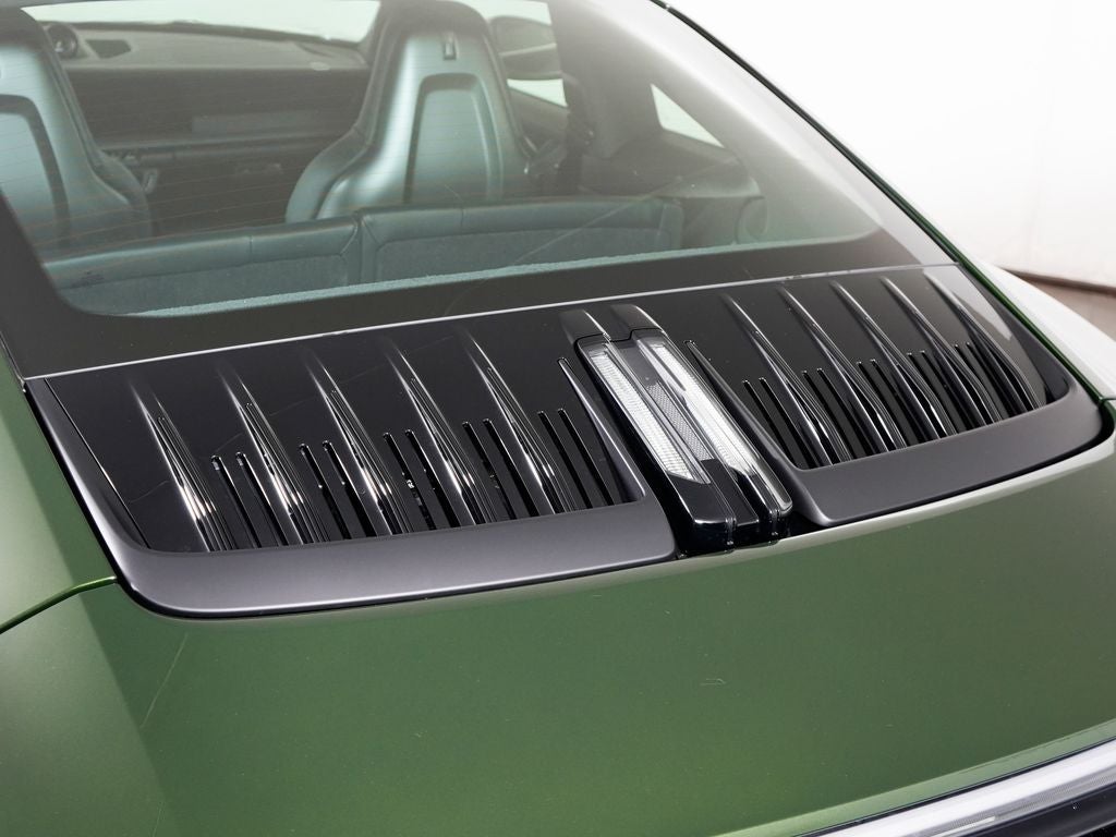 2026 Porsche 911 Carrera