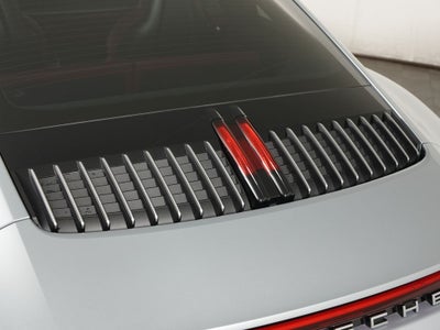 2022 Porsche 911 Carrera 4