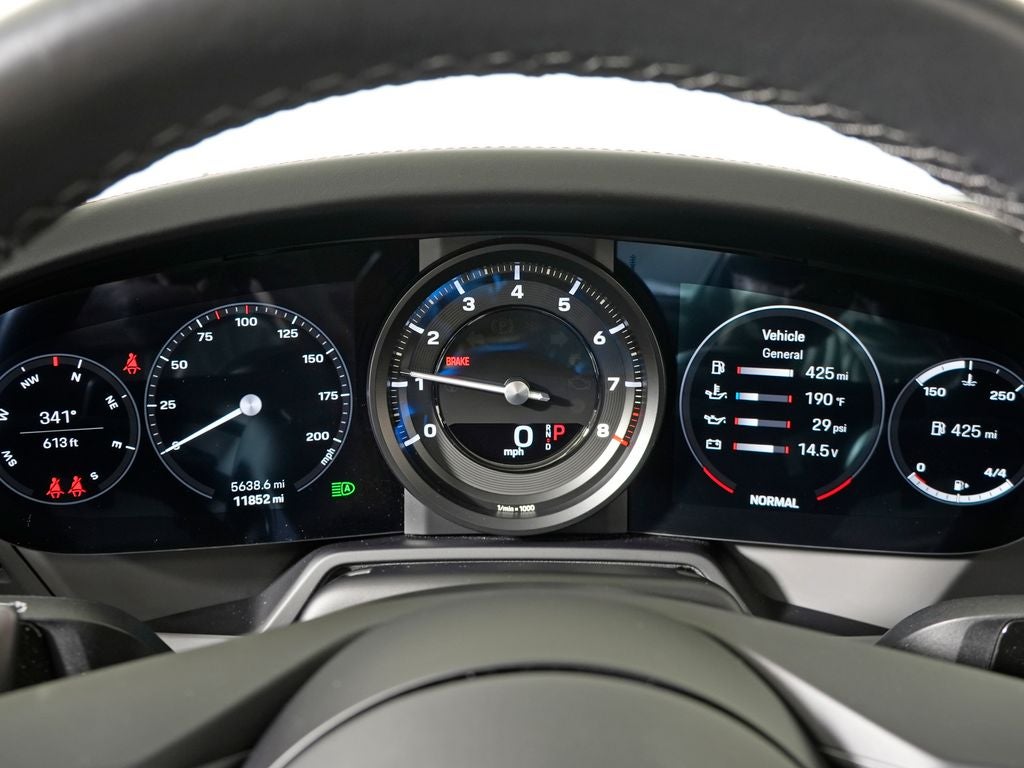 2022 Porsche 911 Carrera 4