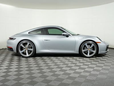 2022 Porsche 911 Carrera 4