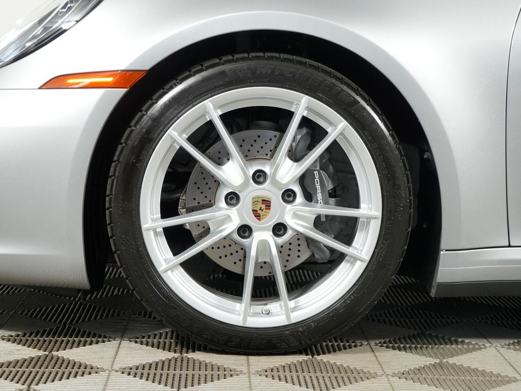 2024 Porsche 911 Carrera