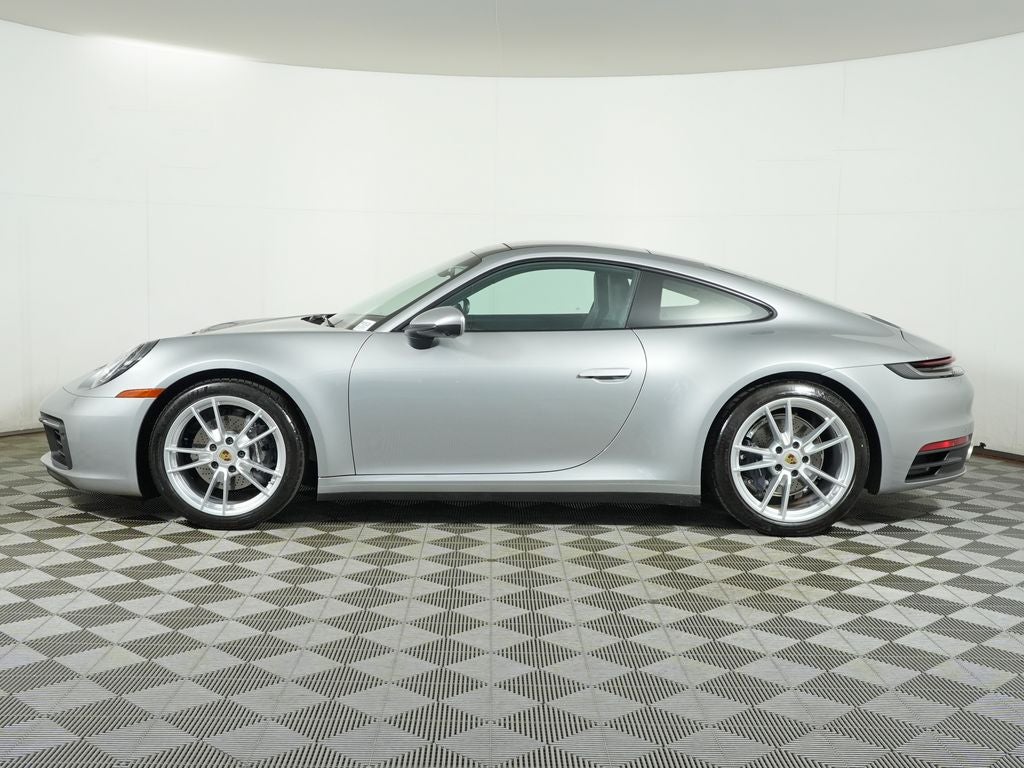 2024 Porsche 911 Carrera