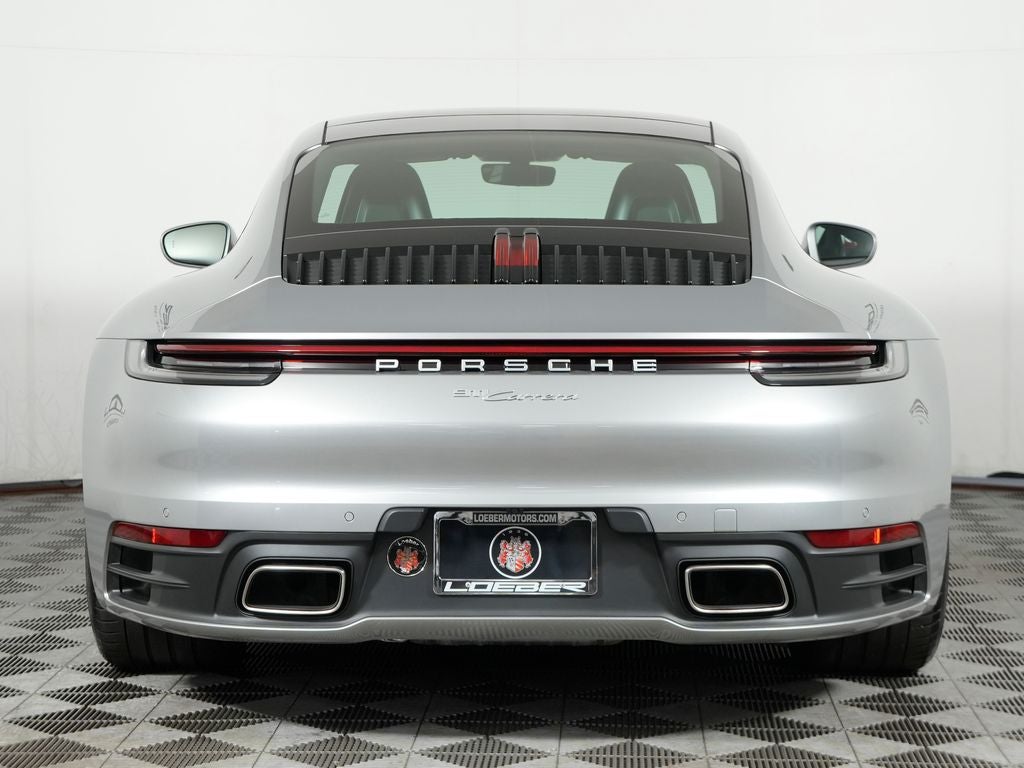 2024 Porsche 911 Carrera