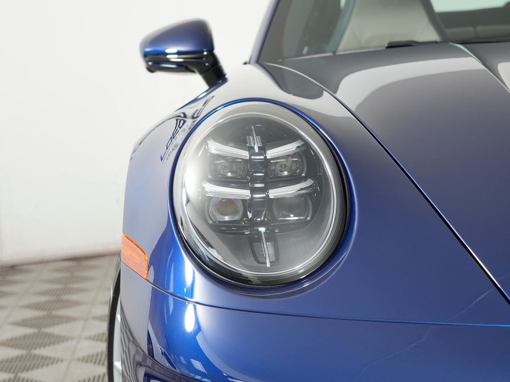 2025 Porsche 911 Carrera