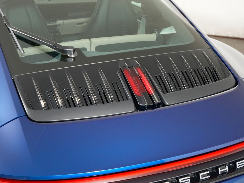 2025 Porsche 911 Carrera