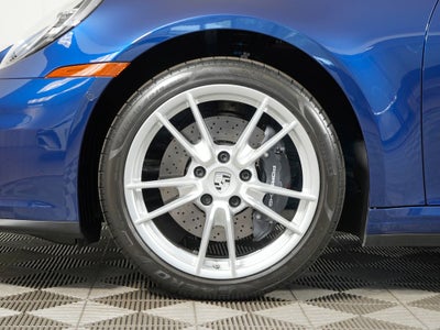 2025 Porsche 911 Carrera