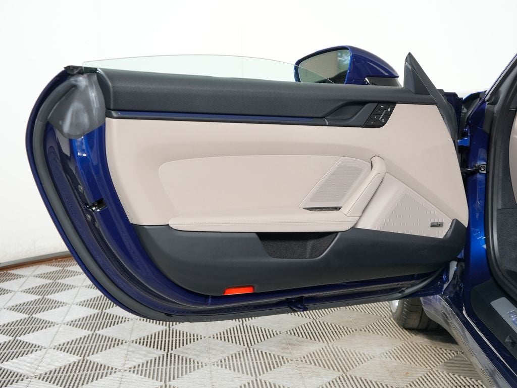 2025 Porsche 911 Carrera