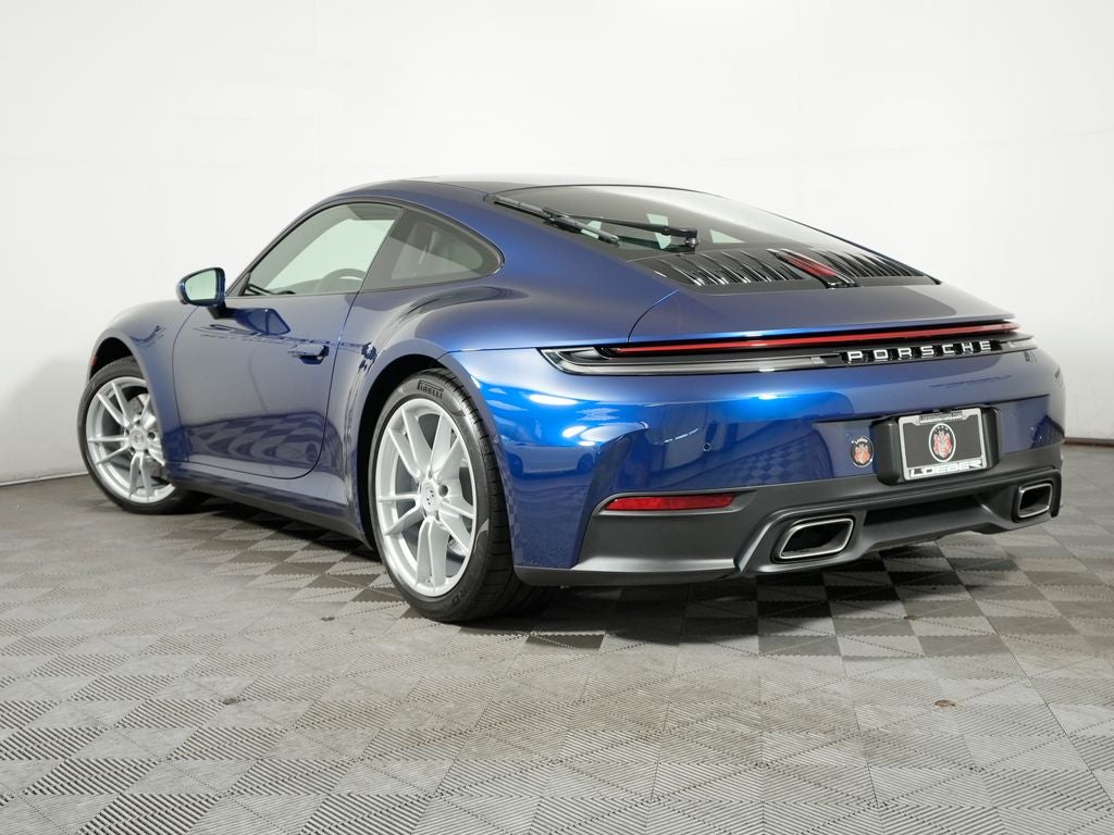 2025 Porsche 911 Carrera