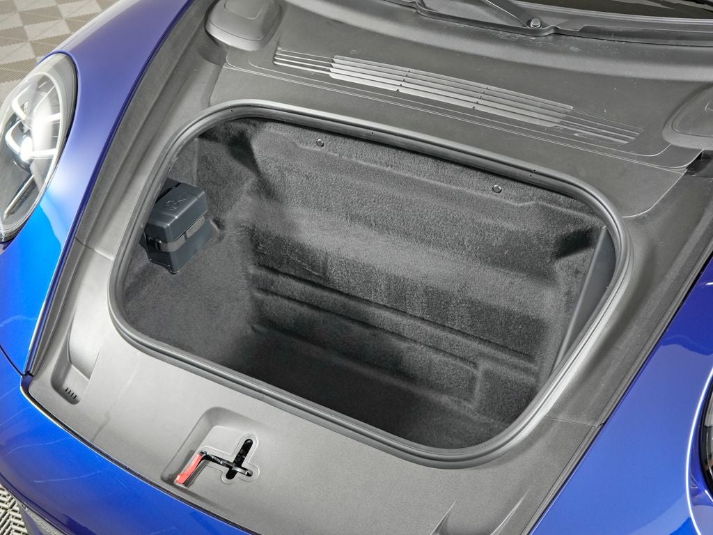 2025 Porsche 911 Carrera