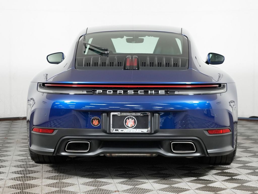 2025 Porsche 911 Carrera