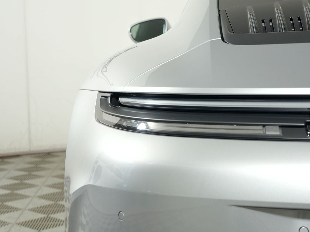 2025 Porsche 911 Carrera T
