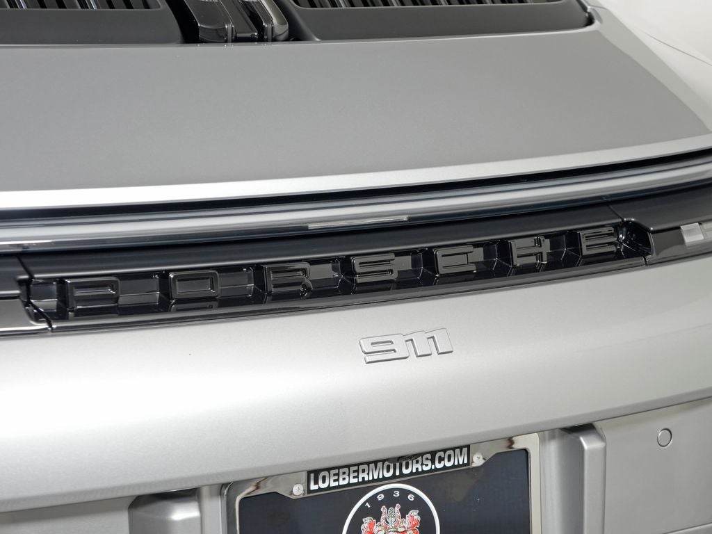 2025 Porsche 911 Carrera T