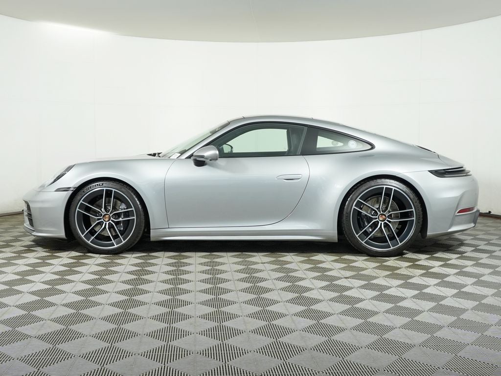 2025 Porsche 911 Carrera T