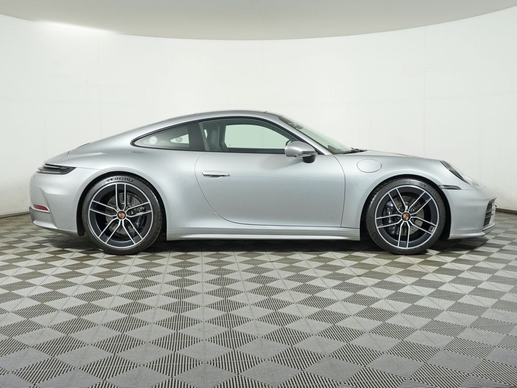 2025 Porsche 911 Carrera T