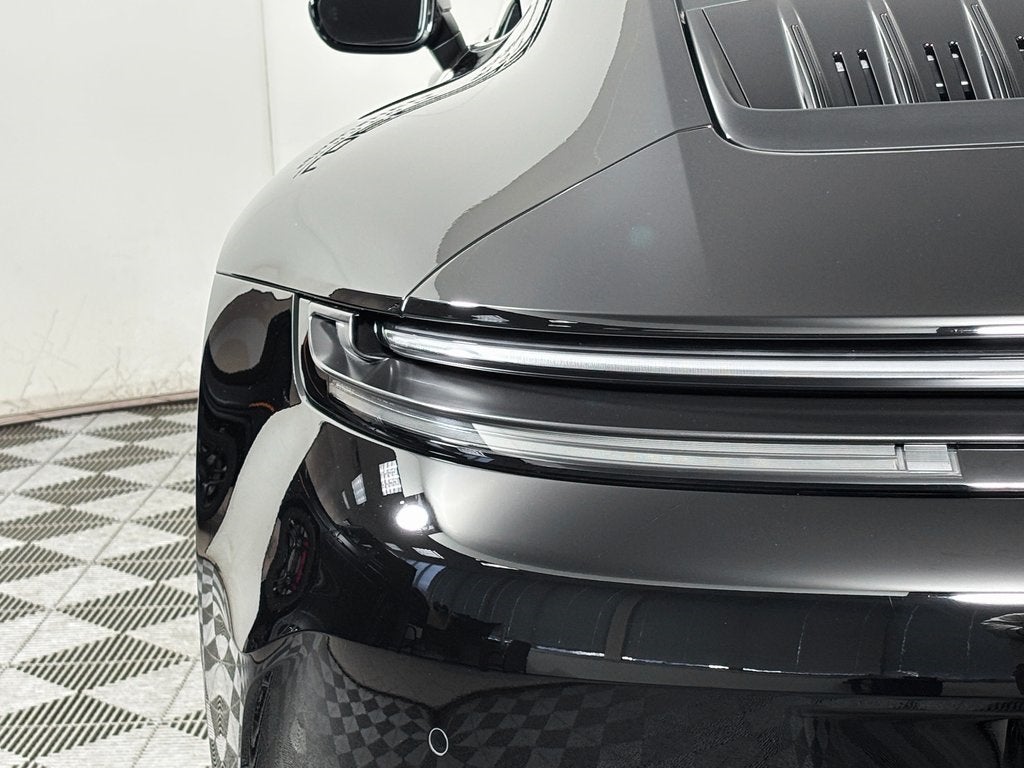 2025 Porsche 911 Base