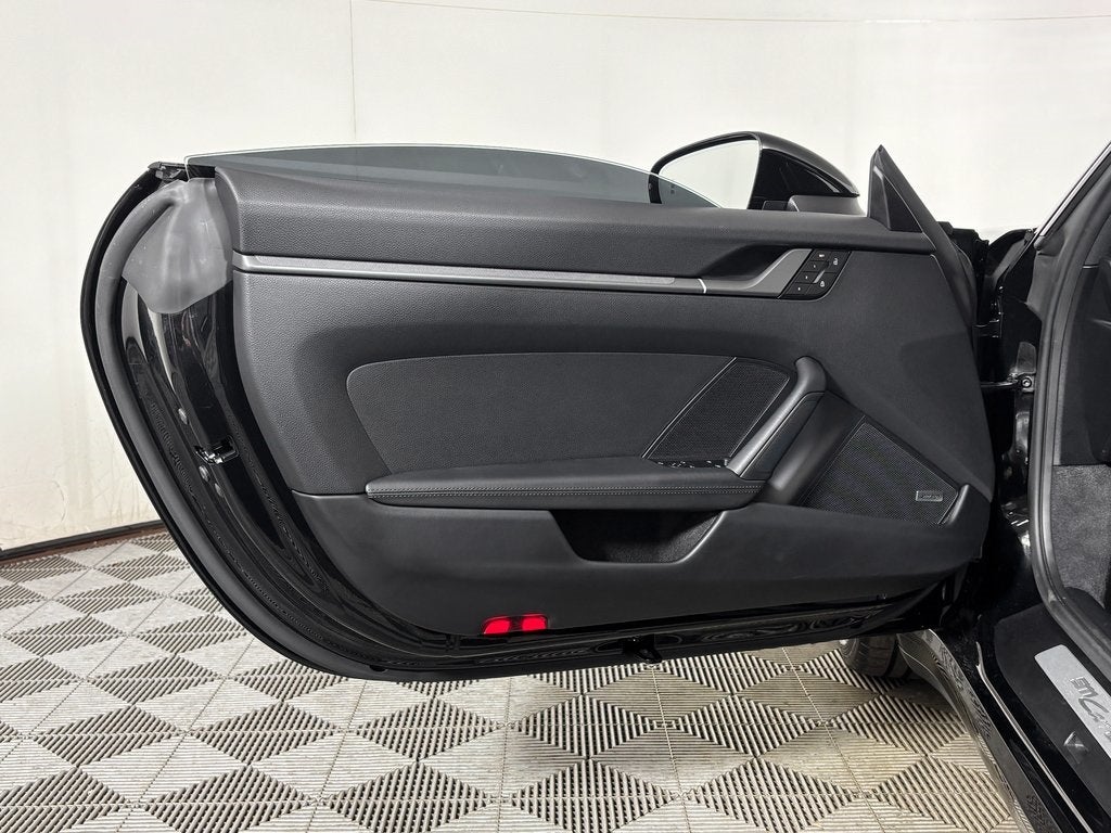 2025 Porsche 911 Base