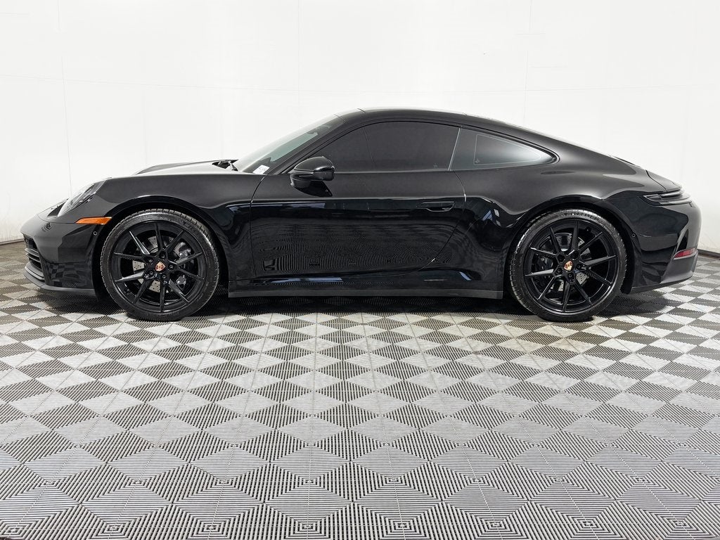 2025 Porsche 911 Base