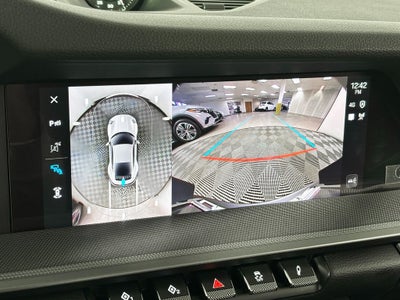 2025 Porsche 911 Base