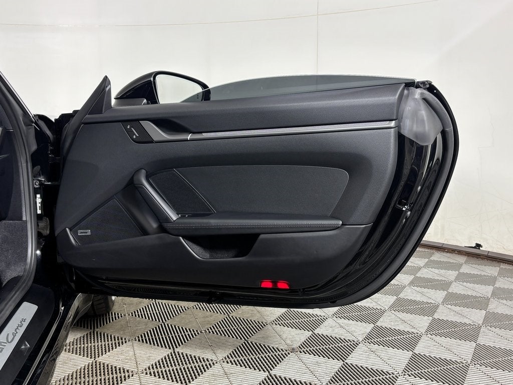 2025 Porsche 911 Base