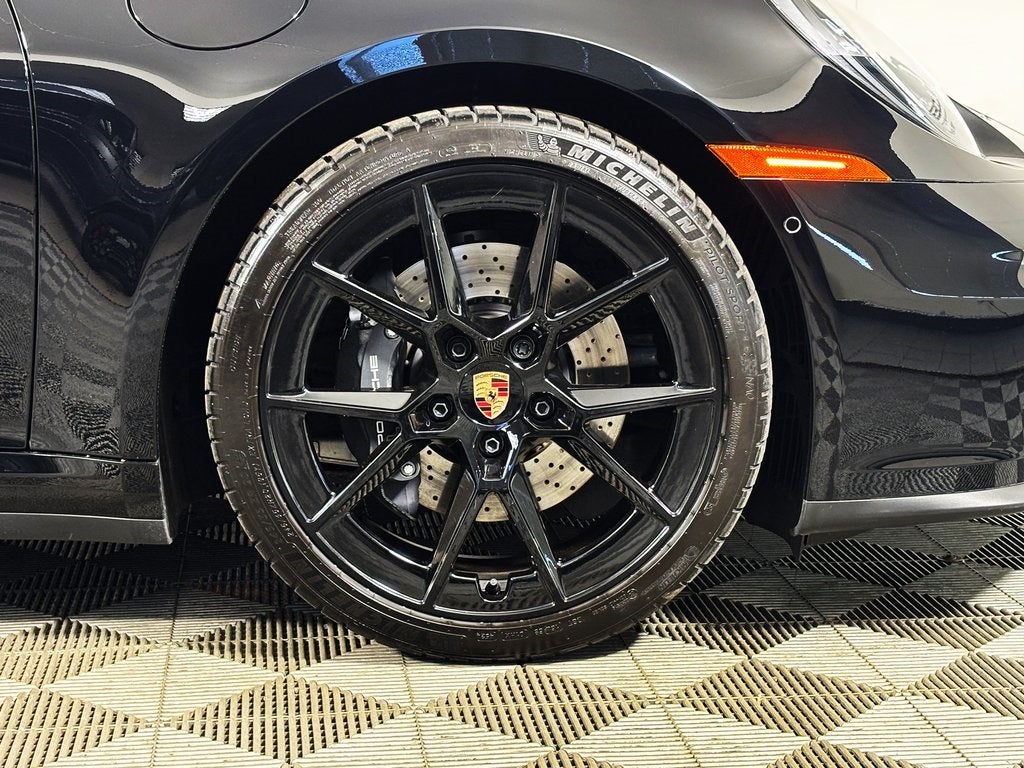 2025 Porsche 911 Base