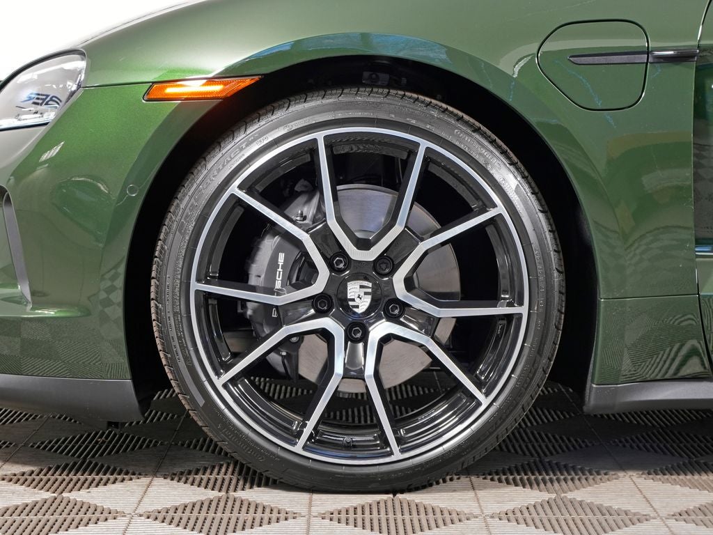 2026 Porsche Taycan 4