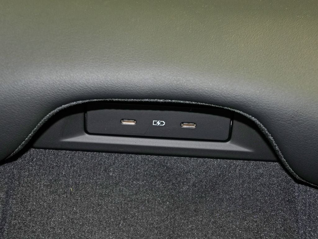 2026 Porsche Taycan 4