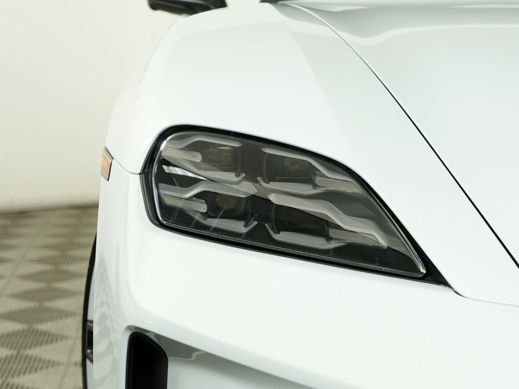 2026 Porsche Taycan 4
