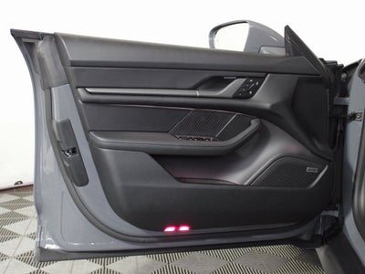 2025 Porsche Taycan 4