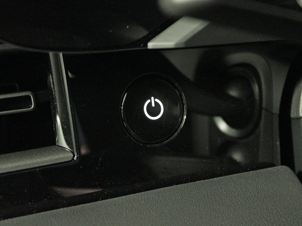 2025 Porsche Taycan 4