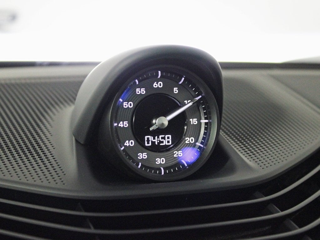 2025 Porsche Taycan 4