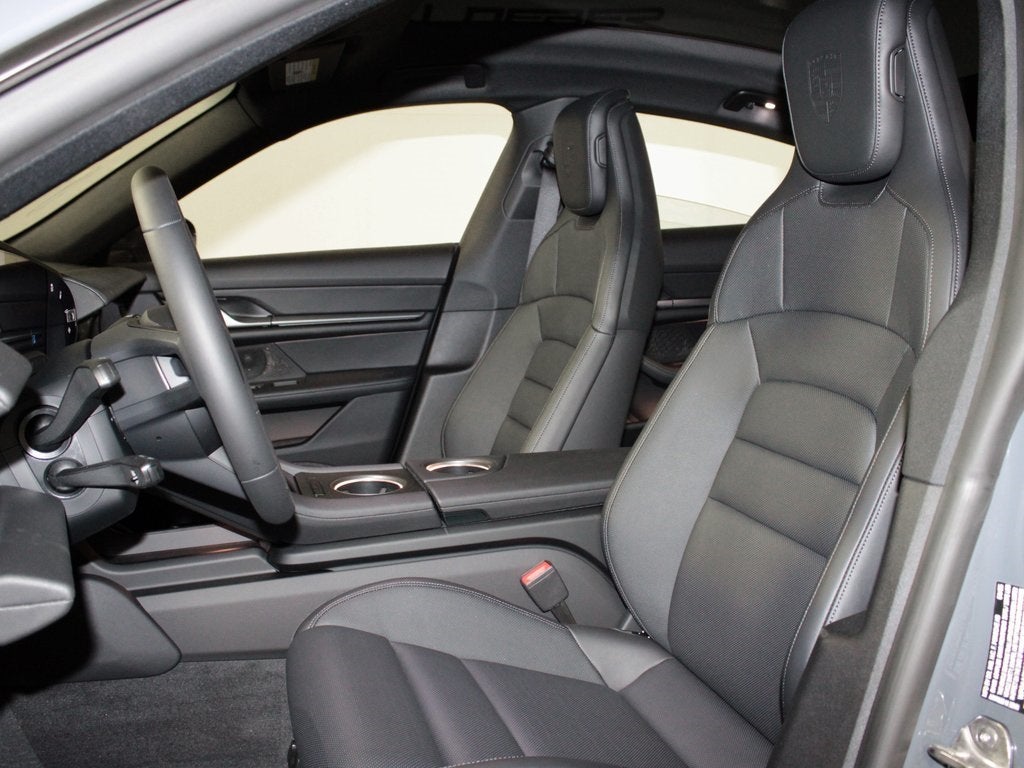 2025 Porsche Taycan 4