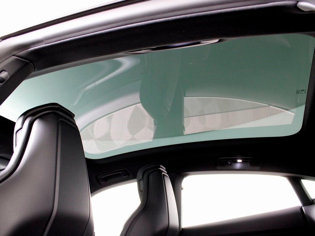 2026 Porsche Taycan 4