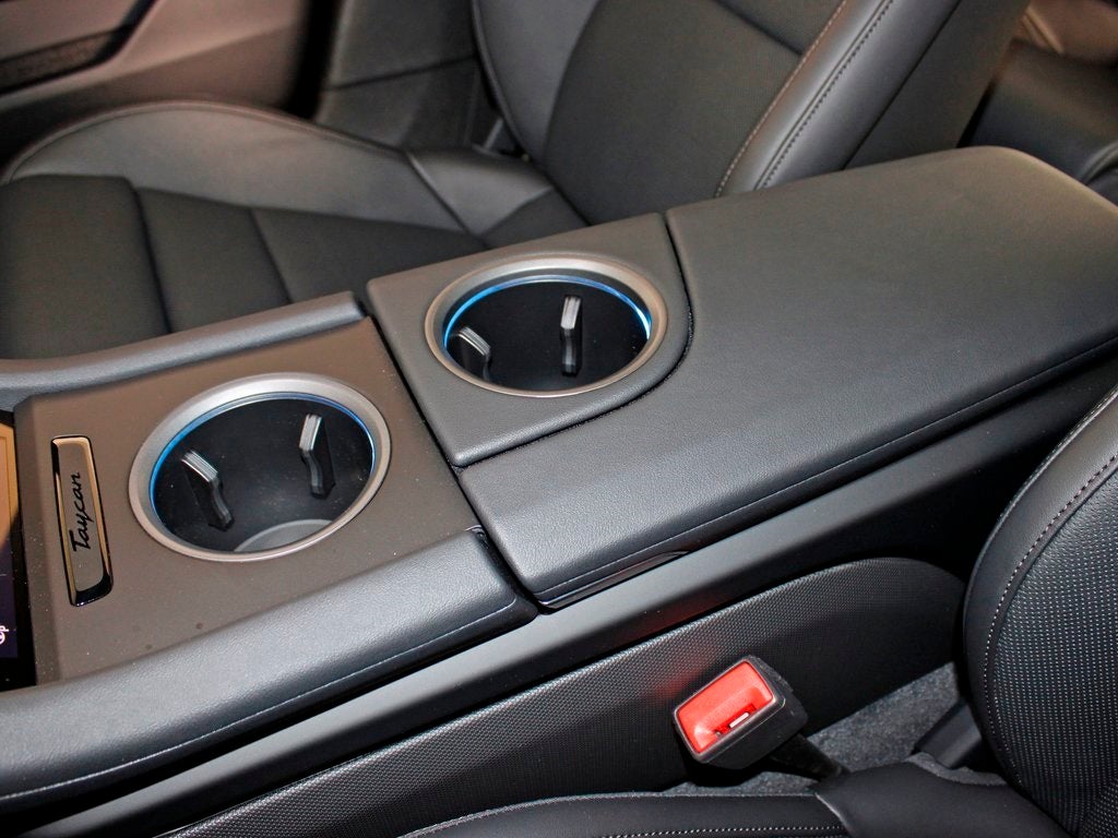 2026 Porsche Taycan 4