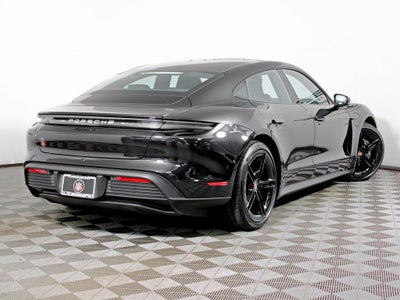 2026 Porsche Taycan 4