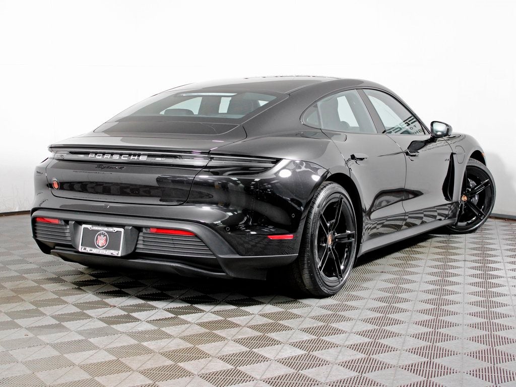 2026 Porsche Taycan 4