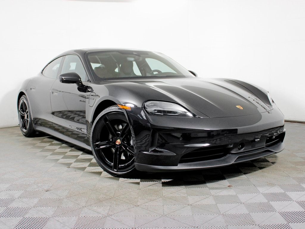 2026 Porsche Taycan 4