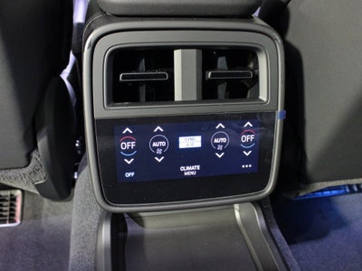 2025 Porsche Taycan 4