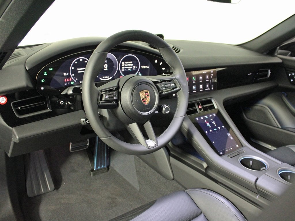 2025 Porsche Taycan 4
