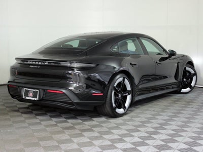 2025 Porsche Taycan 4