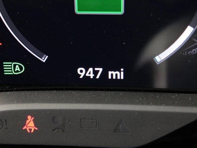 2025 Porsche Taycan 4