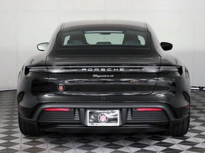 2025 Porsche Taycan 4