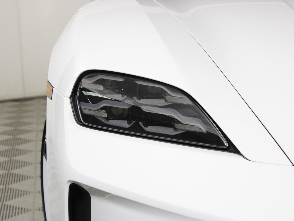 2026 Porsche Taycan 4