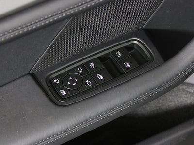 2026 Porsche Taycan 4