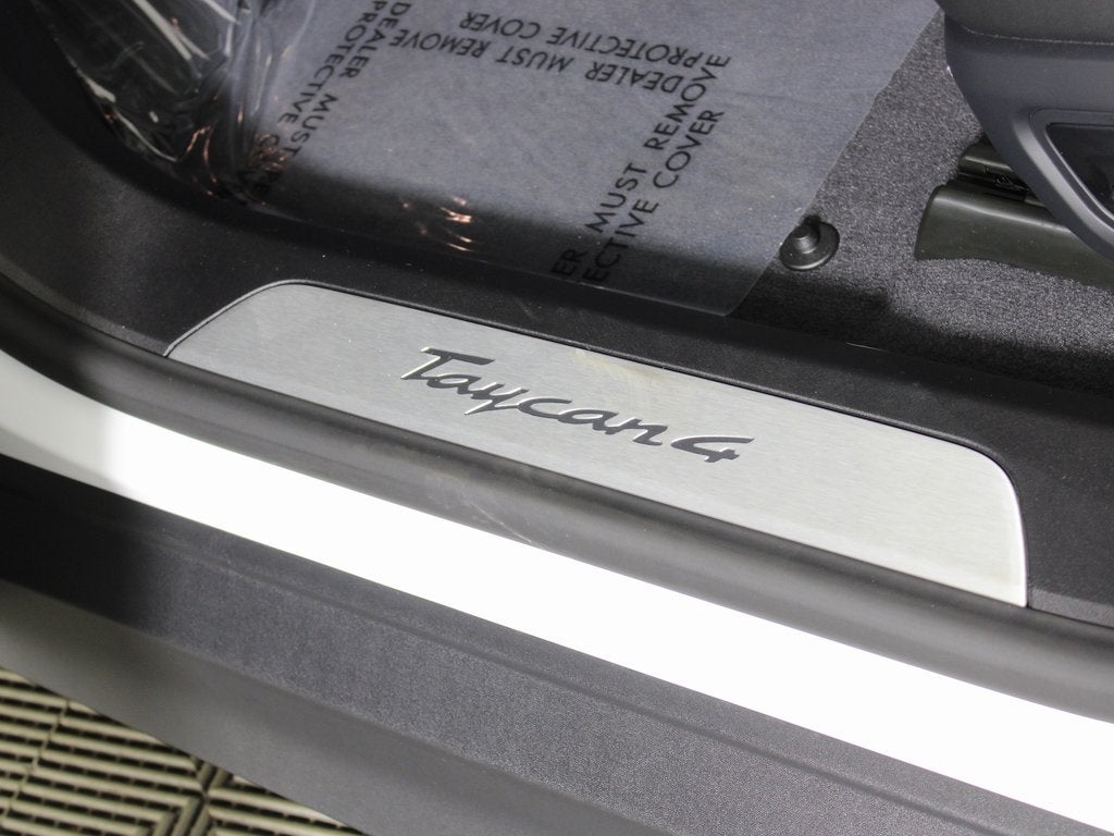 2026 Porsche Taycan 4