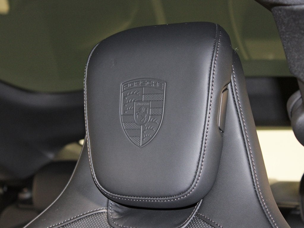 2026 Porsche Taycan 4