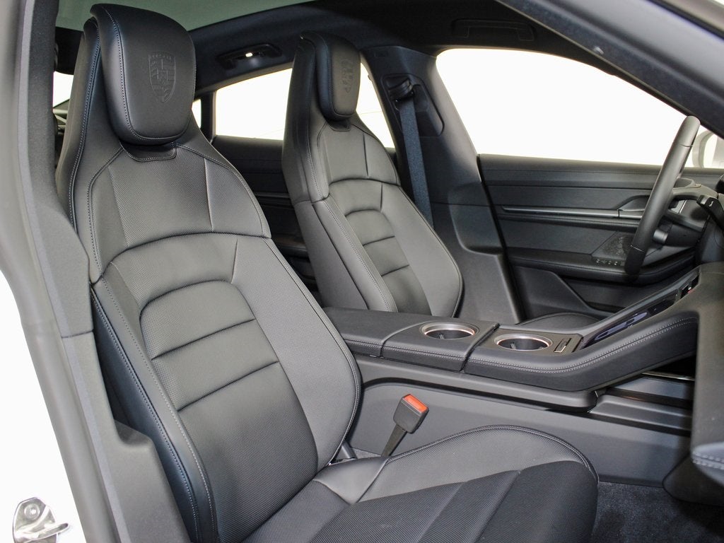 2026 Porsche Taycan 4