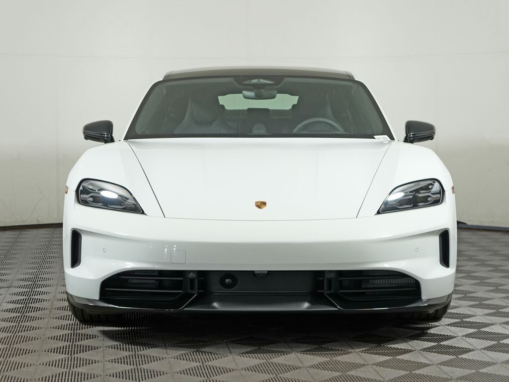 2026 Porsche Taycan 4