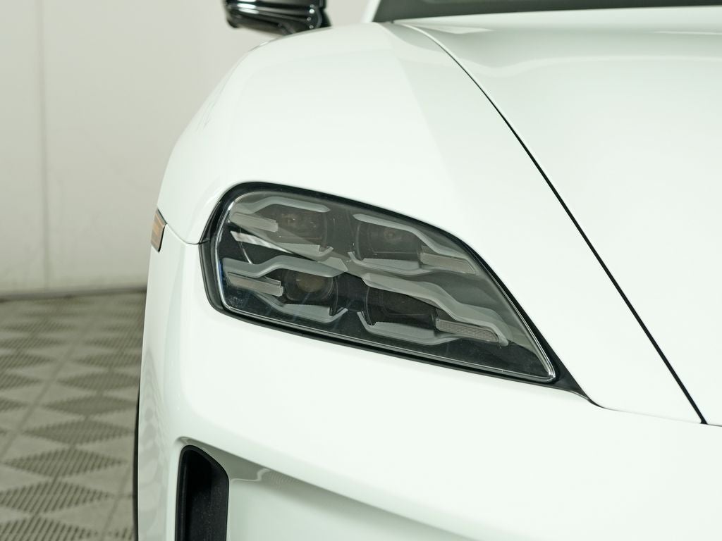 2026 Porsche Taycan 4
