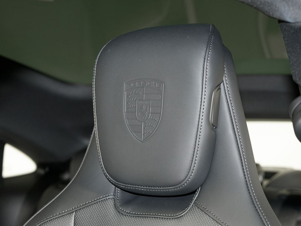 2026 Porsche Taycan 4